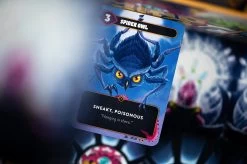 Mindbug - Base Set "First Contact" (Retail Edition) -Board Game Sale Shop MndbugFirstContactRetailBox6